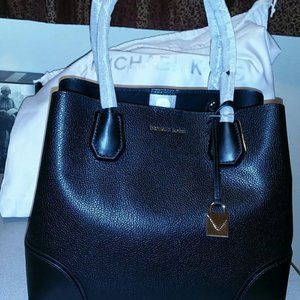 MICHEAL KORS LEATHER TOTE